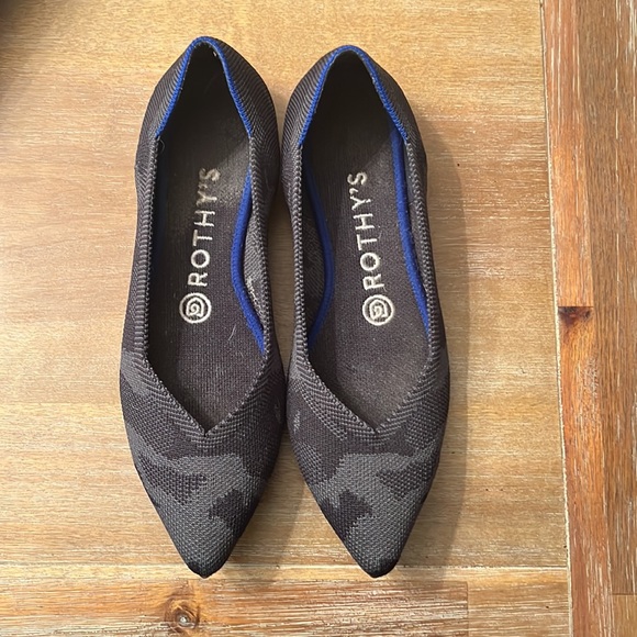 Rothy’s The Point Gray Camo 6.5 - Picture 2 of 4